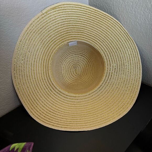 Kallina Metallic Gold & Straw Floppy Round Sun Hat Beach - Picture 8 of 8